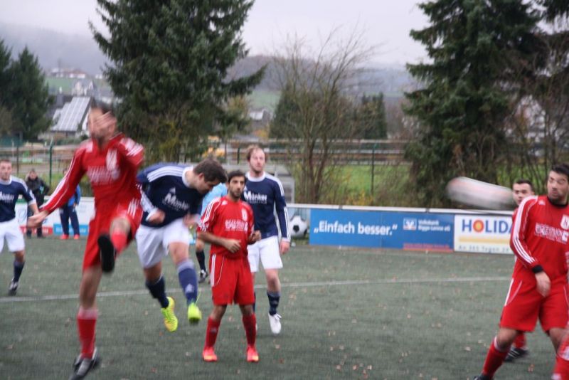 SV Tuerk Attendorn - VfR 16.11.12014 024.JPG