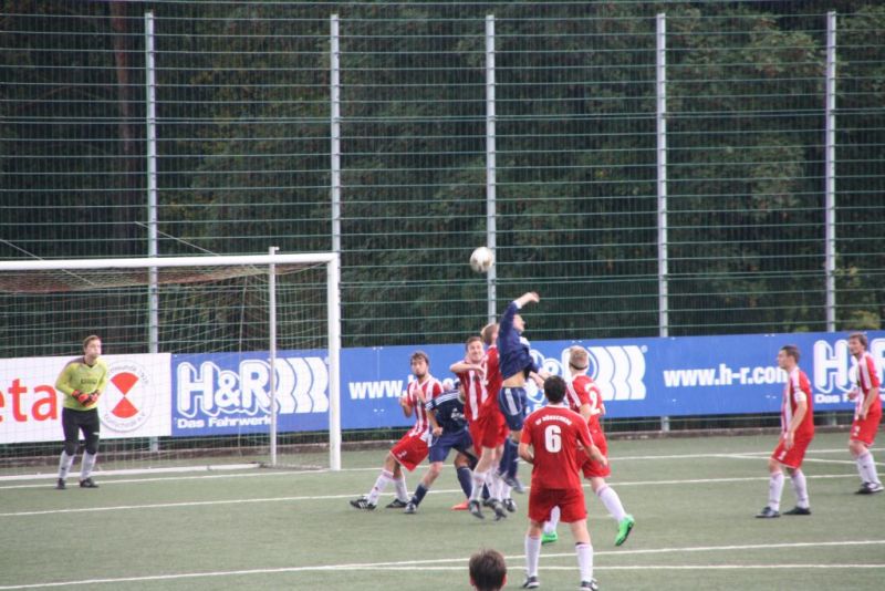 Duenschede gegen VfR 31.08.14 078.JPG